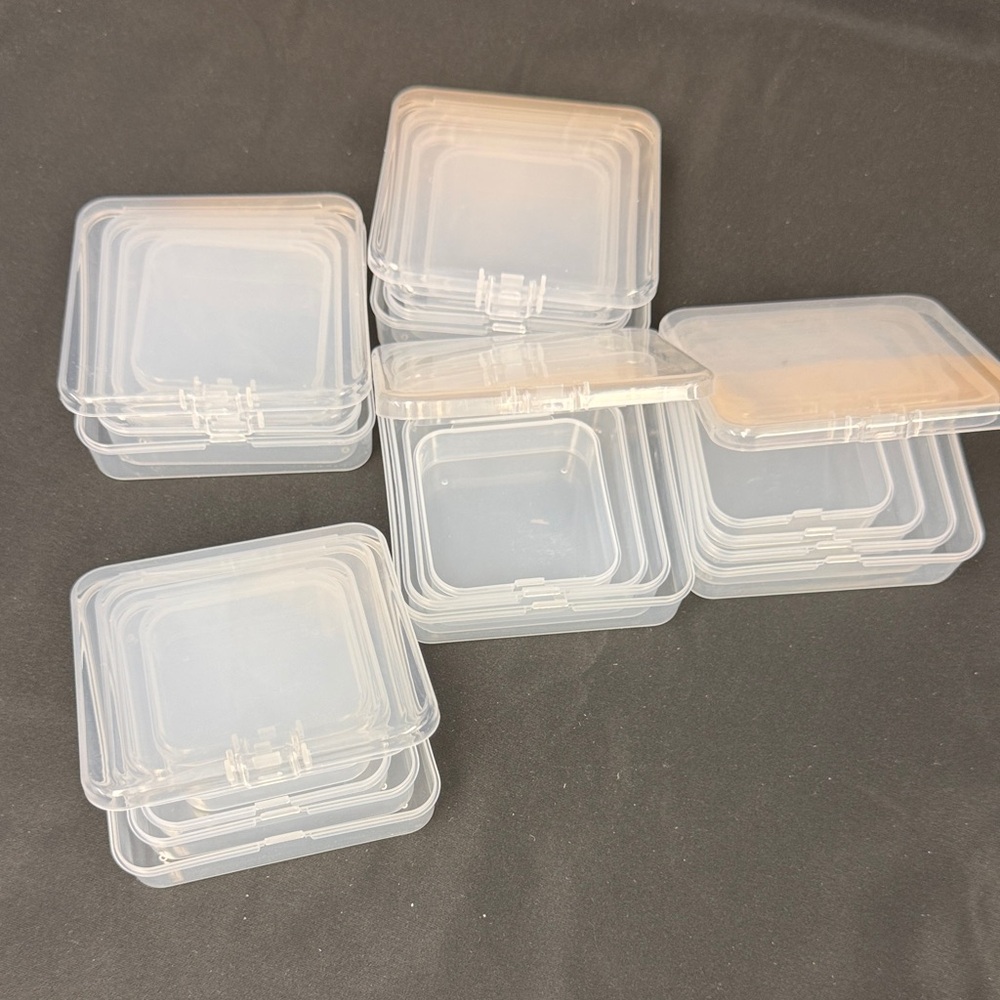 20 piece Clear Plastic Storage Boxes multi size 5 (2 inch) 5 (2.5) 5 and 5 (3 in